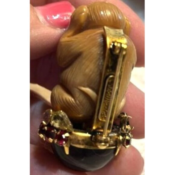 Vintage Leadwood Hear NothingMonkey Brooch With Gemstone Accents By Inadimoini - Picture 9 of 10